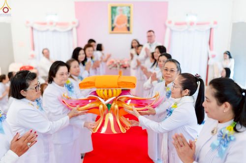 ภาพ No.260632:วันอาทิตย์ที่ 19 ตุลาคม พ.ศ. 2568 พิธีทอดกฐิน วัดพระธรรมกายสตอกโฮล์ม ประเทศสวีเดน 