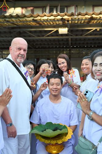 ภาพ No.216695:วันอาทิตย์ที่ 6 เมษายน พ.ศ. 2568 พิธีตัดปอยผม และปลงผมนาคธรรมทายาท โครงการบวชบูชาธรรม81ปี หลวงพ่อธัมมชโย โครงการ 1 และ 2 โครงการนานาชาติ AEC&WAB รุ่น CEO (ผู้บริหาร) รุ่นที่4 ณ หมู่บ้านบรรลุธรรม วัดพระธรรมกาย