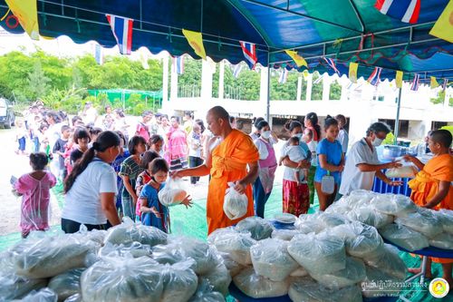 ภาพ No.86787:พิธีทอดผ้าป่าสมทบทุนสร้างอาคารปฏิบัติธรรม  วันอาทิตย์ที่ 26 สิงหาคม พ.ศ. 2566  ณ ศูนย์ปฏิบัติธรรมสวนผึ้ง จ.ราชบุรี