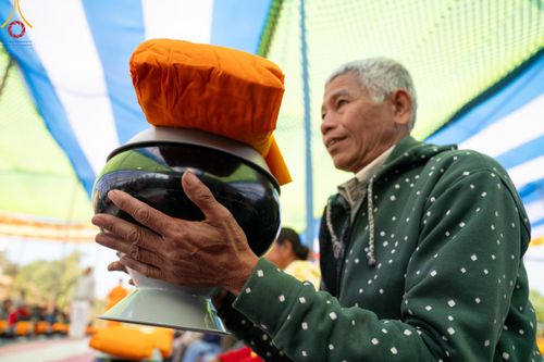 ภาพ No.130285:Photo Story ปฐมบรรพชาชาวพุทธมาร์มา Episode 3/5 วันที่ 9 กุมภาพันธ์ พ.ศ. 2567 ในโครงการบรรพชาสามเณร ครั้งแรกของชาวพุทธมาร์มา บังกลาเทศ ณ วัดธัมจักร อรัญกุฏิ เมืองรัมการ์ คาร์กาชารี บังกลาเทศ