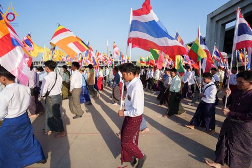 ภาพ No.178203:พิธีทอดผ้าป่าไทย-เมียนมา ครั้งที่ 7 วันอาทิตย์ที่ 1 ธันวาคม พ.ศ.2567 ณ สภาธรรมกายสากล  พระมหาธรรมกายเจดีย์ วัดพระธรรมกาย จ.ปทุมธานี