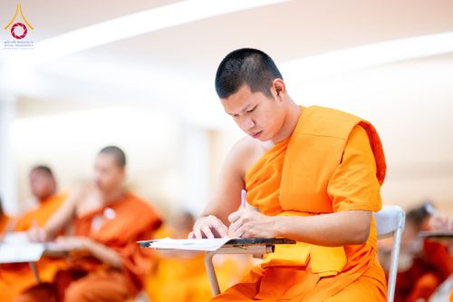 ภาพ No.161257:พิธีสอบธรรมสนามหลวงนักธรรมชั้นตรี วันที่ 11-14 ตุลาคม พ.ศ. 2567 ณ สนามสอบวัดพระธรรมกาย อ.คลองหลวง จ.ปทุมธานี