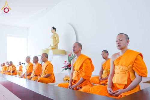 ภาพ No.172039:พิธีทอดกฐิน วัดพระธรรมกายสิงคโปร์ วันอาทิตย์ที่ 27 ตุลาคม พ.ศ. 2567