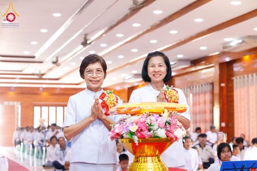 ภาพ No.200031:พิธีทอดผ้าป่าทำนุบำรุงศาสนสถาน ณ วัดบางไผ่นารถ ตำบลบางไทรป่า อำเภอบางเลน จังหวัดนครปฐม ในโครงการธรรมยาตรา กตัญญูบูชา มหาปูชนียาจารย์ พระมงคลเทพมุนี(สด จนฺทสโร) พระผู้ปราบมาร อนุสรณ์สถาน 7 แห่ง ปีที่ 13 วันที่ 22 มกราคม พ.ศ. 2568