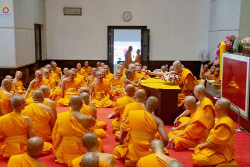 ภาพ No.250643:วันอังคารที่ 7 ตุลาคม พ.ศ. 2568 พิธีมหาปวารณาออกพรรษา ณ โบสถ์พระไตรปิฎก วัดพระธรรมกาย