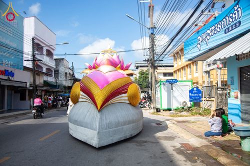 ภาพ No.211371:วันอาทิตย์ที่ 16 มีนาคม พ.ศ. 2568 ธรรมยาตราอัญเชิญพระบรมสารีริกธาตุ รอบเมืองปัตตานี ประดิษฐาน ณ ปทุมเจดีย์ เจดีย์พระพุทธเจ้า 5 พระองค์  ศูนย์อบรมเยาวชนปัตตานี