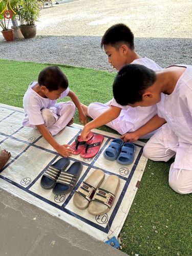 ภาพ No.133262:กิจวัตรกิจกรรมการฝึกตัวก่อนบวช และพิธีตัดปอยผมธรรมทายาท ณ ศูนย์ปฏิบัติธรรมและอบรมเยาวชนเมืองยะลา วันที่ 1-2 เมษายน พ.ศ. 2567