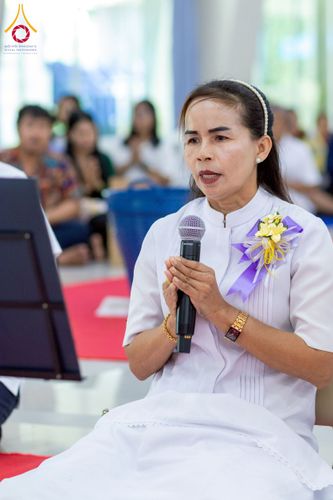 ภาพ No.218058:วันอาทิตย์ที่ 13 เมษายน พ.ศ. 2568 พิธีตักบาตรฉลองสามเณรใหม่ 75 รูป เนื่องในวันสงกรานต์ (โครงการบรรพชาสามเณรฟื้นฟูพระพุทธศาสนาทั่วไทย ประจำปีพุทธศักราช 2568) ณ ศูนย์ปฏิบัติธรรมระยอง(บ้านช่องลม) ตำบลบางบุตร อำเภอบ้านค่าย จังหวัดระยอง