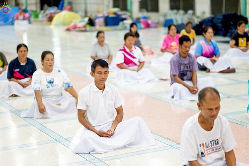 ภาพ No.235405:วันที่ 30-31 กรกฎาคม พ.ศ. 2568 วัดพระธรรมกาย มูลนิธิธรรมกาย ร่วมกับศูนย์ส่งเสริมศีลธรรมจังหวัดสุรินทร์ เปิดศูนย์พักพิงชั่วคราวเพื่อช่วยเหลือประชาชน ผู้อพยพจากเหตุปะทะกันตามแนวชายแดน ไทย-กัมพูชา ตั้งแต่วันที่ 24 กรกฎาคม พ.ศ.2568 เป็นต้นไป