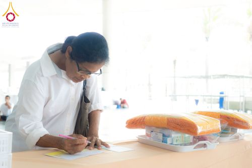 ภาพ No.226535:วันที่ 26 พฤษภาคม พ.ศ. 2568 พิธีบุพเปตพลี ครั้งที่ 164 ร่วมอุทิศบุญแด่หมู่ญาติที่ล่วงลับไปแล้ว และสืบทอดอายุพระพุทธศาสนา ณ หอฉันคุณยายอาจารย์ฯ วัดพระธรรมกาย