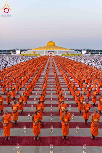 ภาพ No.307108:วันที่ 31 มกราคม พ.ศ. 2569  พิธีจุดประทีปธรรมถวายเป็นพุทธบูชา  และบูชาธรรมมหาปูชนียาจารย์ (ภาพชุดที่ 1) ณ วัดพระธรรมกาย ปทุมธานี ในโครงการธรรมยาตรา กตัญญูบูชา มหาปูชนียาจารย์ พระมงคลเทพมุนี(สด จนฺทสโร) พระผู้ปราบมาร อนุสรณ์สถาน 7 แห่ง ปีที่ 14