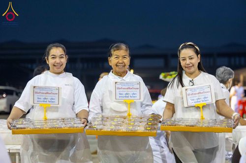 ภาพ No.306809:วันที่ 31 มกราคม พ.ศ. 2569 พิธีถวายภัตตาหารเป็นสังฆทาน แด่พระธรรมยาตรา ณ วัดพระธรรมกาย  จังหวัดปทุมธานี ในโครงการธรรมยาตรา กตัญญูบูชา มหาปูชนียาจารย์ พระมงคลเทพมุนี(สด จนฺทสโร) พระผู้ปราบมาร อนุสรณ์สถาน 7 แห่ง ปีที่ 14