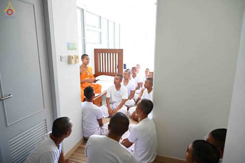 ภาพ No.340256:วันที่ 23 กรกฎาคม พ.ศ. 2569 พิธีเปิดโครงการพัฒนาคุณธรรม จริยธรรม สำหรับนักเรียนนายสิบตำรวจ (นสต.) รุ่นที่ 17 ศูนย์ฝึกอบรมตำรวจภูธรภาค 1 ระหว่างวันที่ 23-27 กรกฏาคม 2569 ( 5 วัน 4 คืน) ณ ศูนย์ปฏิบัติธรรมเวิล์ดพีช วัลเล่ย์ (World Peace Valley) เขาใหญ่  ต.ห