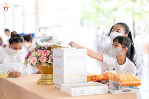 ภาพ No.90537:พิธีบุพเปตพลี  ครั้งที่ 141 ร่วมอุทิศบุญแด่หมู่ญาติที่ล่วงลับไปแล้ว และสืบทอดอายุพระพุทธศาสนา วันพฤหัสบดีที่ 14 ตุลาคม พ.ศ.2566 วันพระแรม 15 ค่ำ เดือน 10 ณ หอฉันคุณยายอาจารย์ฯ วัดพระธรรมกาย