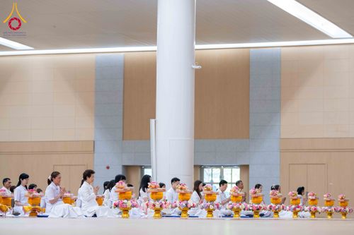 ภาพ No.313625:วันอาทิตย์ที่ 15 มีนาคม พ.ศ. 2569 พิธีร่วมบุญบรรพชาสามเณร 5000 รูป ณ ห้องแก้วสารพัดนึก 2 สภาธรรมกายสากล วัดพระธรรมกาย