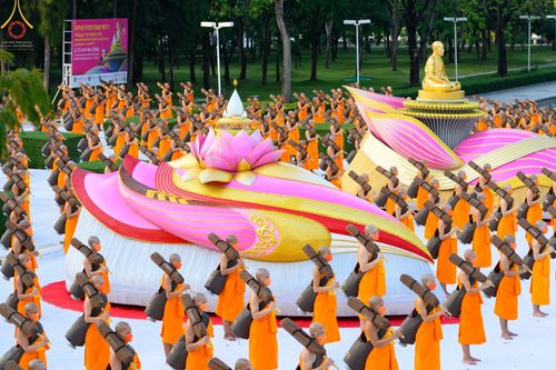 ภาพ No.68304:พุทธบุตรธรรมยาตรา ปฏิบัติธรรมและบันทึกภาพประวัติศาสตร์ ในโครงการธรรมยาตรา เส้นทางพระผู้ปราบมาร ปีที่ 11 ณ วัดพระธรรมกาย จ.ปทุมธานี วันที่ 22 ธันวาคม พ.ศ. 2565