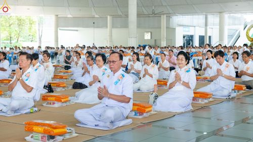 ภาพ No.317569:วันพฤหัสบดีที่ 2 เมษายน พ.ศ.2569 พิธีบุพเปตพลี ครั้งที่ 180 ณ หอฉันคุณยายอาจารย์ฯ วัดพระธรรมกาย