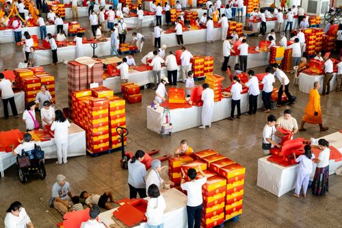 ภาพ No.315960:วันที่ 24 - 27 มีนาคม พ.ศ.2569 การเตรียมงานมหาสังฆทาน 40,000 กว่าวัดทั่วไทย วันคุ้มครองโลก 22 เมษายน พ.ศ.2569