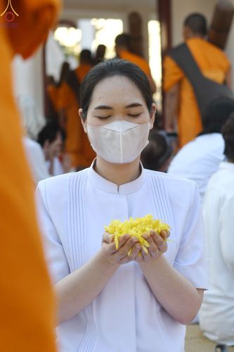 ภาพ No.72451:พิธีต้อนรับพระธรรมยาตรา ในโครงการธรรมยาตรากตัญญูบูชา มหาปูชนียาจารย์ พระมงคลเทพมุนี(สด จนฺทสโร) พระผู้ปราบมาร อนุสรณ์สถาน 7 แห่ง ปีที่ 11 วันที่ 18 มกราคม พ.ศ. 2566 ณ อนุสรณ์สถานลำดับที่ 4 สถานที่เกิดด้วยกายธรรม วัดโบสถ์ (บน) บางคูเวียง อ.บางกรวย จ.นนทบุ