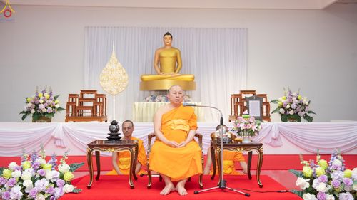 ภาพ No.342987:วันอาทิตย์ที่ 9 สิงหาคม พ.ศ.2569 พิธีมอบพัด ตั้งฐานานุกรม พระราชภาวนาวชิรวิเทศ วิ. ณ ห้องอาคารปลูกศรัทธา 2 วัดพระธรรมกาย