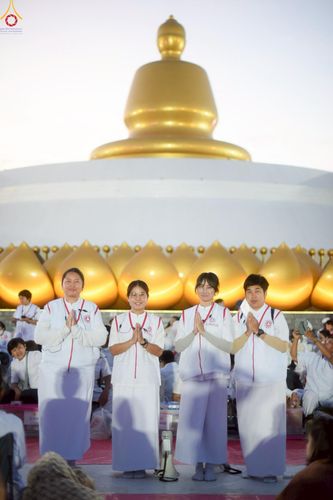ภาพ No.306571:ภาพเบื้องหลังอาสาสมัครรวมใจ ชุดที่ 5 ในโครงการธรรมยาตรา กตัญญูบูชา มหาปูชนียาจารย์ พระมงคลเทพมุนี(สด จนฺทสโร) พระผู้ปราบมาร อนุสรณ์สถาน 7 แห่ง ปีที่ 14