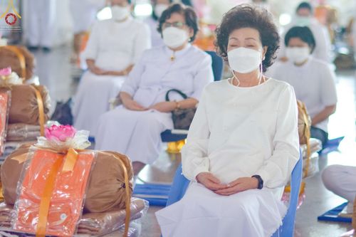 ภาพ No.66449:พิธีถวายอุปกรณ์เครื่องกันหนาว แด่คณะพระภิกษุ สามเณร วัดพระธรรมกาย วันเสาร์ที่ 10 ธันวาคม พ.ศ. 2565 ณ สภาธรรมกายสากล วัดพระธรรมกาย จ.ปทุมธานี