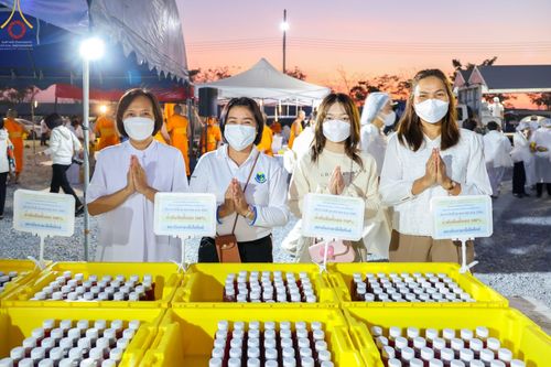 ภาพ No.74400:พิธีถวายภัตตาหารเป็นสังฆทาน แด่คณะพระธรรมยาตราฯ ในโครงการธรรมยาตรากตัญญูบูชา มหาปูชนียาจารย์ พระมงคลเทพมุนี(สด จนฺทสโร) พระผู้ปราบมาร อนุสรณ์สถาน 7 แห่ง ปีที่ 11 วันที่ 26 มกราคม พ.ศ. 2566