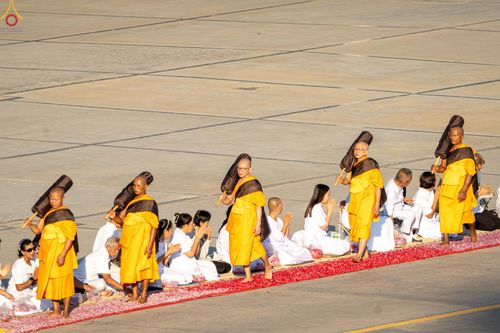 ภาพ No.287074:วันที่ 2 มกราคม พ.ศ.2569 พิธีต้อนรับพระธรรมยาตรา ครั้งที่ 1 (ภาพชุดที่ 2) ณ วัดพระธรรมกาย (วิหารหลวงปู่ - พระมหาธรรมกายเจดีย์)