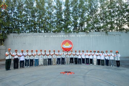 ภาพ No.69851:พิธีถวายภัตตาหารเป็นสังฆทาน แด่คณะพระธรรมยาตราฯ ในโครงการธรรมยาตราฯ ปีที่ 11 ณ อนุสรณ์สถานมหาวิหารพระมงคลเทพมุนี อ.สองพี่น้อง จ.สุพรรณบุรี วันที่ 7 มกราคม พ.ศ. 2566