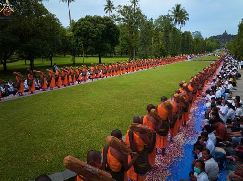 ภาพ No.68482:ธรรมยาตรา ณ มหาเจดีย์บรมพุทโธ ประเทศอินโดนีเซีย วันที่ 24 ธันวาคม พ.ศ. 2565
