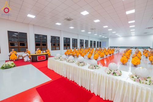 ภาพ No.294231:วันอาทิตย์ที่ 14 ธันวาคม พ.ศ.2568 พิธีเจริญพระพุทธมนต์สมโภชดวงแก้วลูกนิมิตเอก และดวงแก้วนิมิตปฏิบัติธรรม อัญเชิญประดิษฐาน  ณ วัดพระธรรมกายในประเทศสหรัฐอเมริกาและประเทศเยอรมนี 7 แห่ง ณ อาคารปลูกศรัทธา 2 วัดพระธรรมกาย