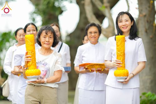 ภาพ No.344517:วันที่ 8-11 สิงหาคม พ.ศ.2569 “ประเพณีเข้าพรรษา เชื่อมพระพุทธศาสนาสองแผ่นดิน” ถวายเทียนพรรษา 9 วัด ณ นครโฮจิมินห์ สาธารณรัฐสังคมนิยมเวียดนาม