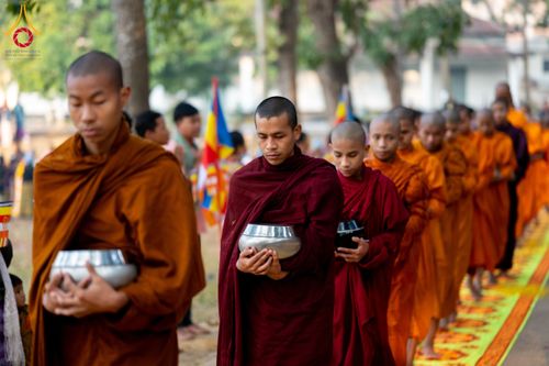 ภาพ No.131173:Photo Story ปฐมบรรพชาชาวพุทธมาร์มา Episode 4/5 วันที่ 13 กุมภาพันธ์พ.ศ. 2567 ณ วัดธัมจักร อรัญกุฏิ บังกลาเทศ