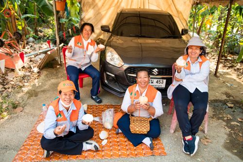 ภาพ No.117152:V.16 เป็นทีม การเตรียมงาน เก็บงาน การรับบุญของเจ้าหน้าที่หน่วยงานต่างๆ เพื่อโครงการธรรมยาตรา กตัญญูบูชามหาปูชนียาจารย์ พระมงคลเทพมุนี (สด จนฺทสโร) พระผู้ปราบมาร อนุสรณ์สถาน 7 แห่ง ปีที่ 12 ระหว่างวันที่ 2 - 31 มกราคม พ.ศ. 2567