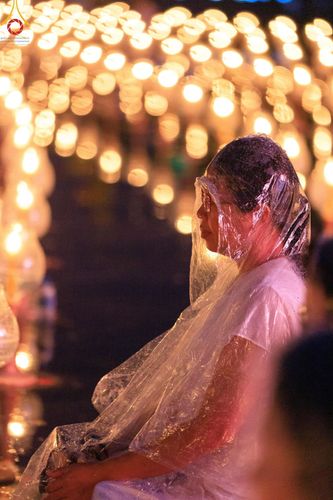 ภาพ No.118342:พิธีจุดประทีปถวายเป็นพุทธบูชา และบูชาธรรมมหาปูชนียาจารย์ พระมงคลเทพมุนี(สด จนฺทสโร) วันที่ 24 มกราคม พ.ศ. 2567 ณ อนุสรณ์สถานบางปลา อ.บางเลน จ.นครปฐม