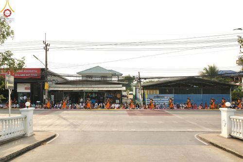 ภาพ No.120173:พิธีต้อนรับพระธรรมยาตรา ในโครงการธรรมยาตรา กตัญญูบูชา มหาปูชนียาจารย์ พระมงคลเทพมุนี(สด จนฺทสโร) พระผู้ปราบมาร อนุสรณ์สถาน 7 แห่ง ปีที่ 12 วันที่ 28 มกราคม พ.ศ. 2567 ณ วัดพระธรรมกาย จ.ปทุมธานี