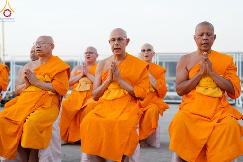 ภาพ No.194654:พิธีปฐมเริ่มสุวรรณรังสรรค์มหาธรรมกายเจดีย์ วันจันทร์ที่ 13 มกราคม พ.ศ. 2568 ณ มหาธรรมกายเจดีย์ วัดพระธรรมกาย จ.ปทุมธานี