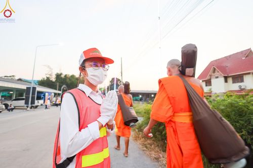 ภาพ No.111765:V.10 เก่งกล้า การเตรียมงาน เก็บงาน การรับบุญของเจ้าหน้าที่หน่วยงานต่างๆ เพื่อโครงการธรรมยาตรา กตัญญูบูชามหาปูชนียาจารย์ พระมงคลเทพมุนี (สด จนฺทสโร) พระผู้ปราบมาร อนุสรณ์สถาน 7 แห่ง ปีที่ 12 ระหว่างวันที่ 2 - 31 มกราคม พ.ศ.2567