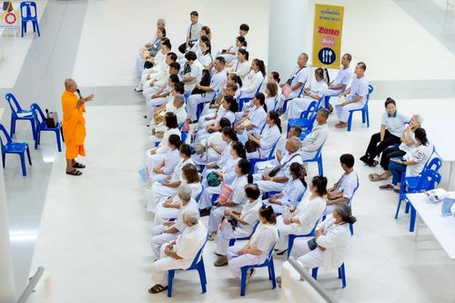 ภาพ No.242398:วันที่ ๒๙ - ๓๑ สิงหาคม พ.ศ. ๒๕๖๘ สัมมนารวมใจผู้นำบุญ บูชาธรรม ๘๑ ปี  หลวงพ่อธัมมชโย รุ่นที่ ๒ กฐินสามัคคีทั่วไทย ๓๐,๐๐๐ วัด โครงการอุปสมบทบูชาธรรมมหาปูชนียาจารย์  ๓,๐๐๐ รูป