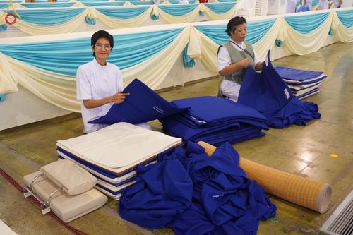 ภาพ No.59797:V.39 ทุ่มสุดใจ ธรรมชัย 80 ปี การเตรียมงาน การปฏิบัติงาน ของเจ้าหน้าที่หน่วยงานต่างๆ เพื่อพิธีฉลองอายุวัฒนมงคล 80 ปี หลวงพ่อธัมมชโย และรับถวายมหาสังฆทาน 10,000 กว่าวัดทั่วประเทศ ในวันคุ้มครองโลก จันทร์ที่ 22 เมษายน พ.ศ. 2567