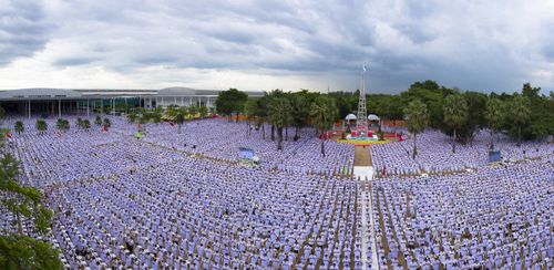 ภาพ No.2965:พิธีตอกเสาเข็มอาคารคุณยายอาจารย์ฯ “หนึ่งไม่มีสอง”