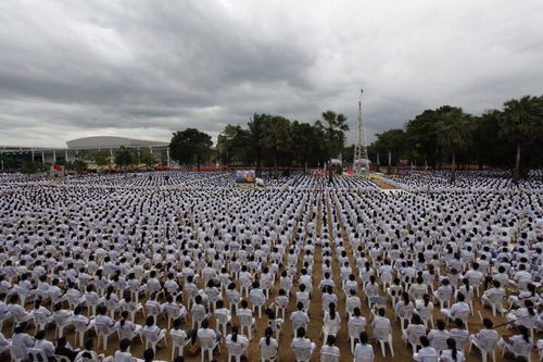 ภาพ No.2962:พิธีตอกเสาเข็มอาคารคุณยายอาจารย์ฯ “หนึ่งไม่มีสอง”