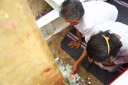 ภาพ No.2967:พิธีตอกเสาเข็มอาคารคุณยายอาจารย์ฯ “หนึ่งไม่มีสอง”