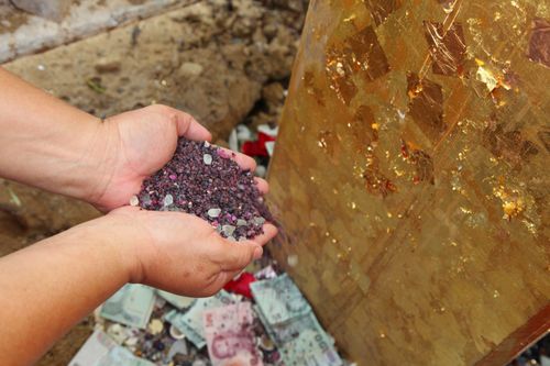 ภาพ No.2970:พิธีตอกเสาเข็มอาคารคุณยายอาจารย์ฯ “หนึ่งไม่มีสอง”