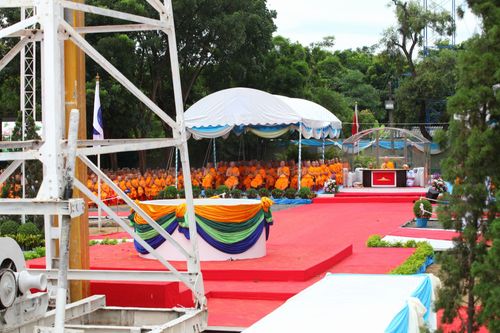 ภาพ No.2976:พิธีตอกเสาเข็มอาคารคุณยายอาจารย์ฯ “หนึ่งไม่มีสอง”