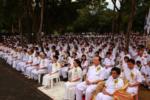 ภาพ No.2991:พิธีตอกเสาเข็มอาคารคุณยายอาจารย์ฯ “หนึ่งไม่มีสอง”