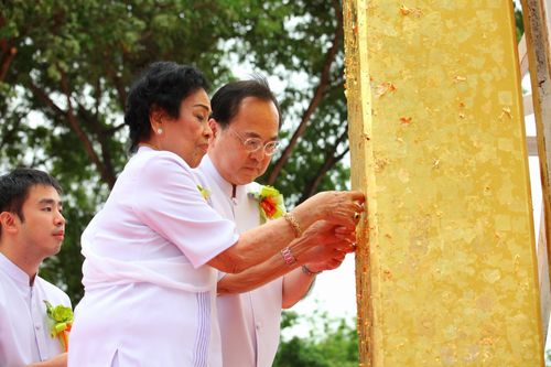 ภาพ No.3003:พิธีตอกเสาเข็มอาคารคุณยายอาจารย์ฯ “หนึ่งไม่มีสอง”