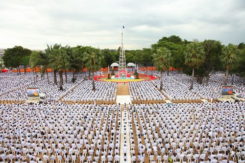 ภาพ No.3012:พิธีตอกเสาเข็มอาคารคุณยายอาจารย์ฯ “หนึ่งไม่มีสอง”