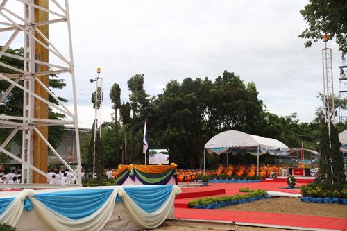 ภาพ No.3039:พิธีตอกเสาเข็มอาคารคุณยายอาจารย์ฯ “หนึ่งไม่มีสอง”