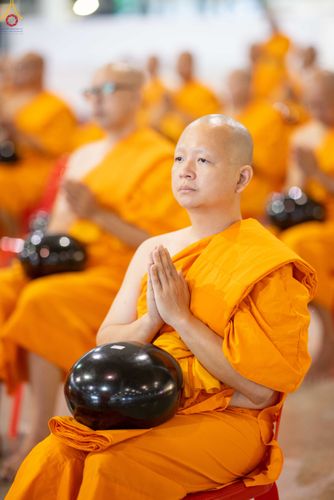 ภาพ No.345312:วันพฤหัสบดีที่ 27 สิงหาคม พ.ศ.2569 พิธีตักบาตรในวันธรรมชัย ณ สภาธรรมกายสากล วัดพระธรรมกาย ปทุมธานี